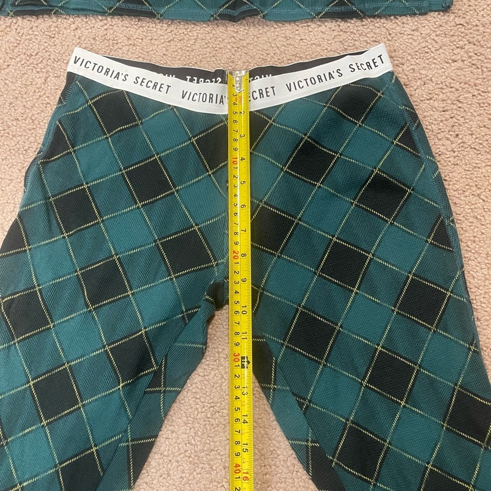 VICTORIA's SECRET Argyle Thermal Long Pajama Set - Picture 8 of 10